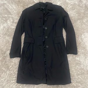 Women’s trenchcoat